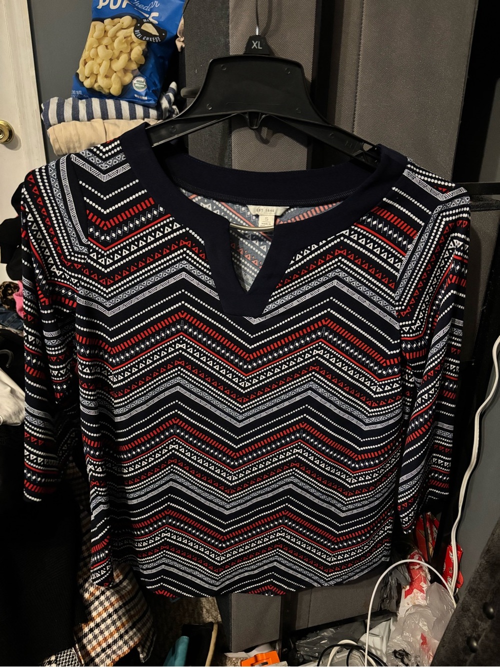 EST 1946 Women’s Chevron-Print Long Sleeve Top in Navy, Red & White Small